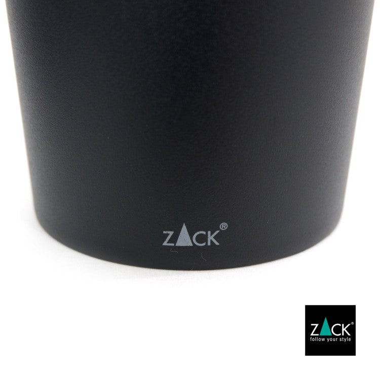 ZACK 40448B トイレブラシ:表面に刻印されたZACKロゴの拡大