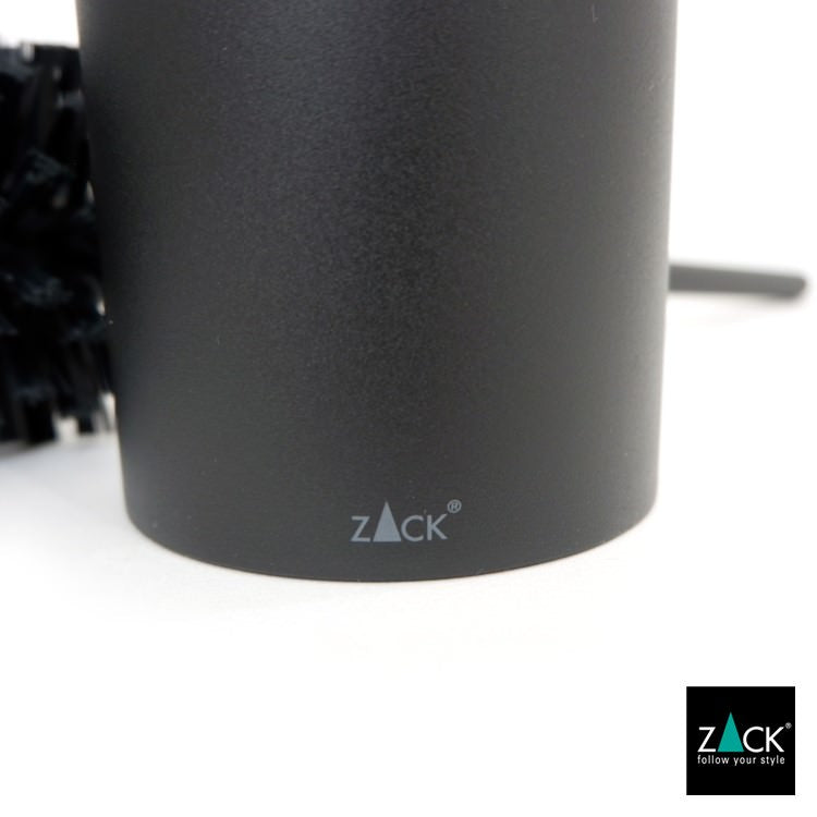 ZACK 40571B トイレブラシ:表面に刻印されたZACKロゴの拡大