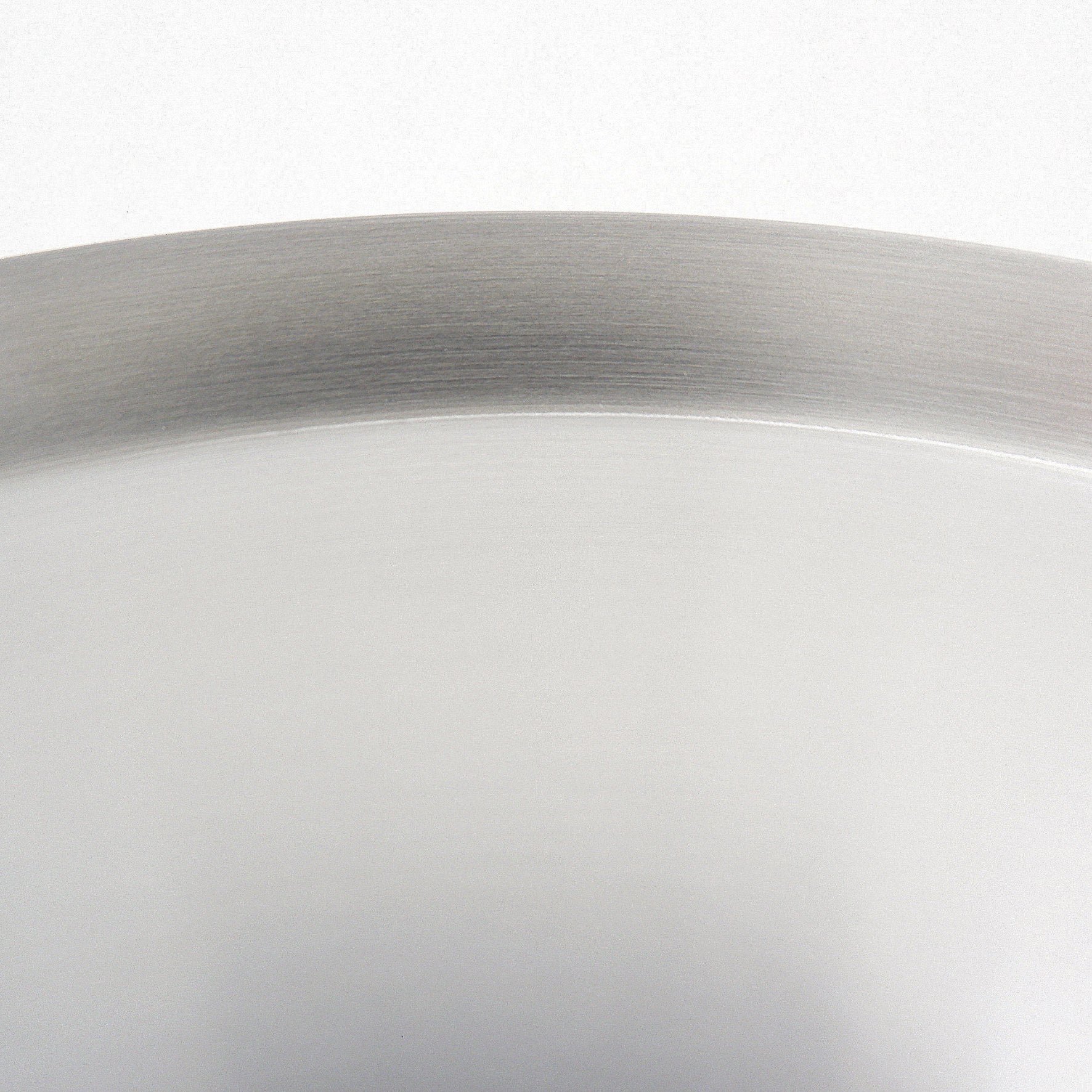 トレイ｜20523 ACIO HL ラウンドトレー 直径26cm 高さ1cm 18/10ステンレス製 ヘアライン仕上げ