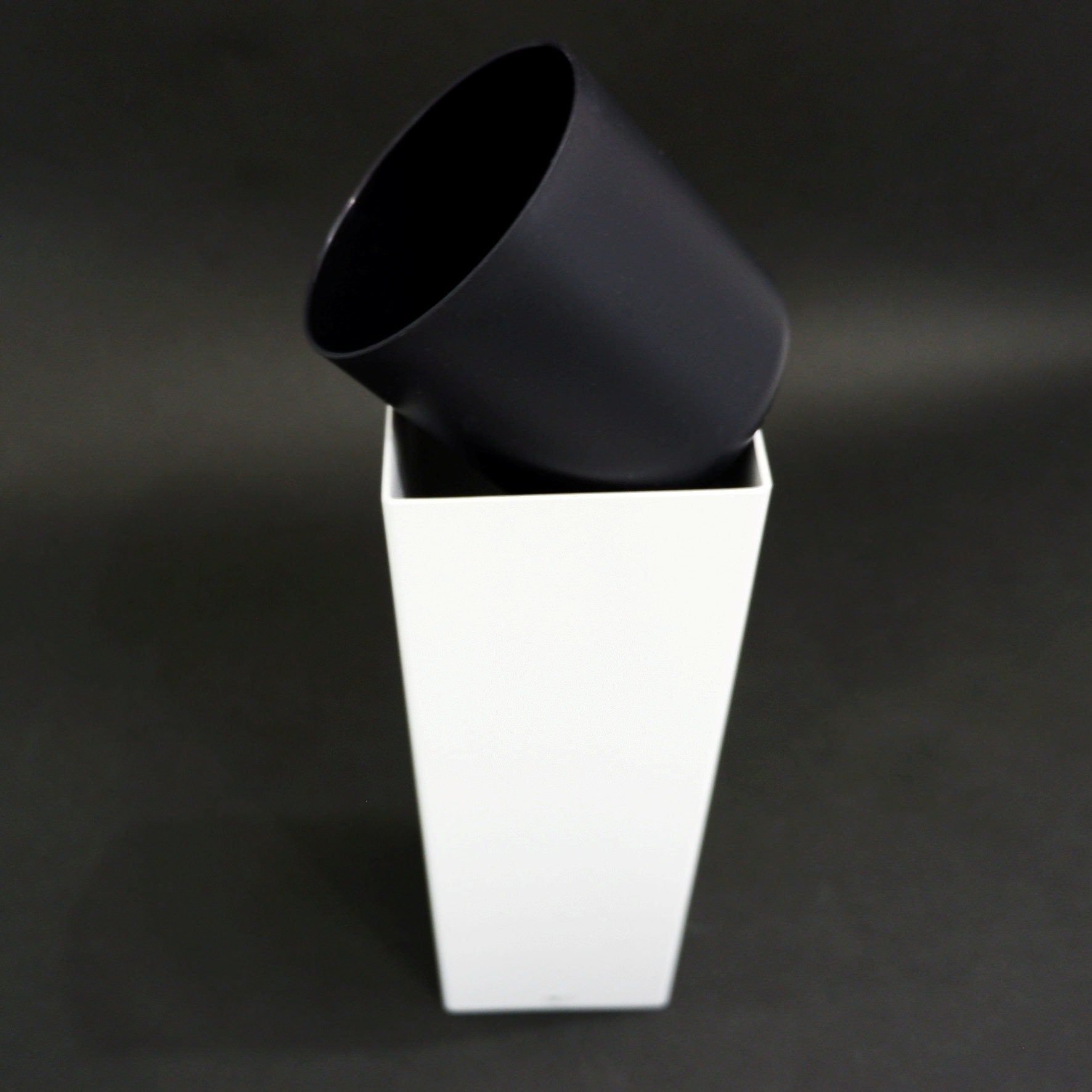 トイレブラシ｜40820 CARVO MW 床置きタイプ トイレ掃除 長さ41.7cm ケース幅8cm ケース奥行き8cm 18/10ステンレス製 マットホワイト SP50