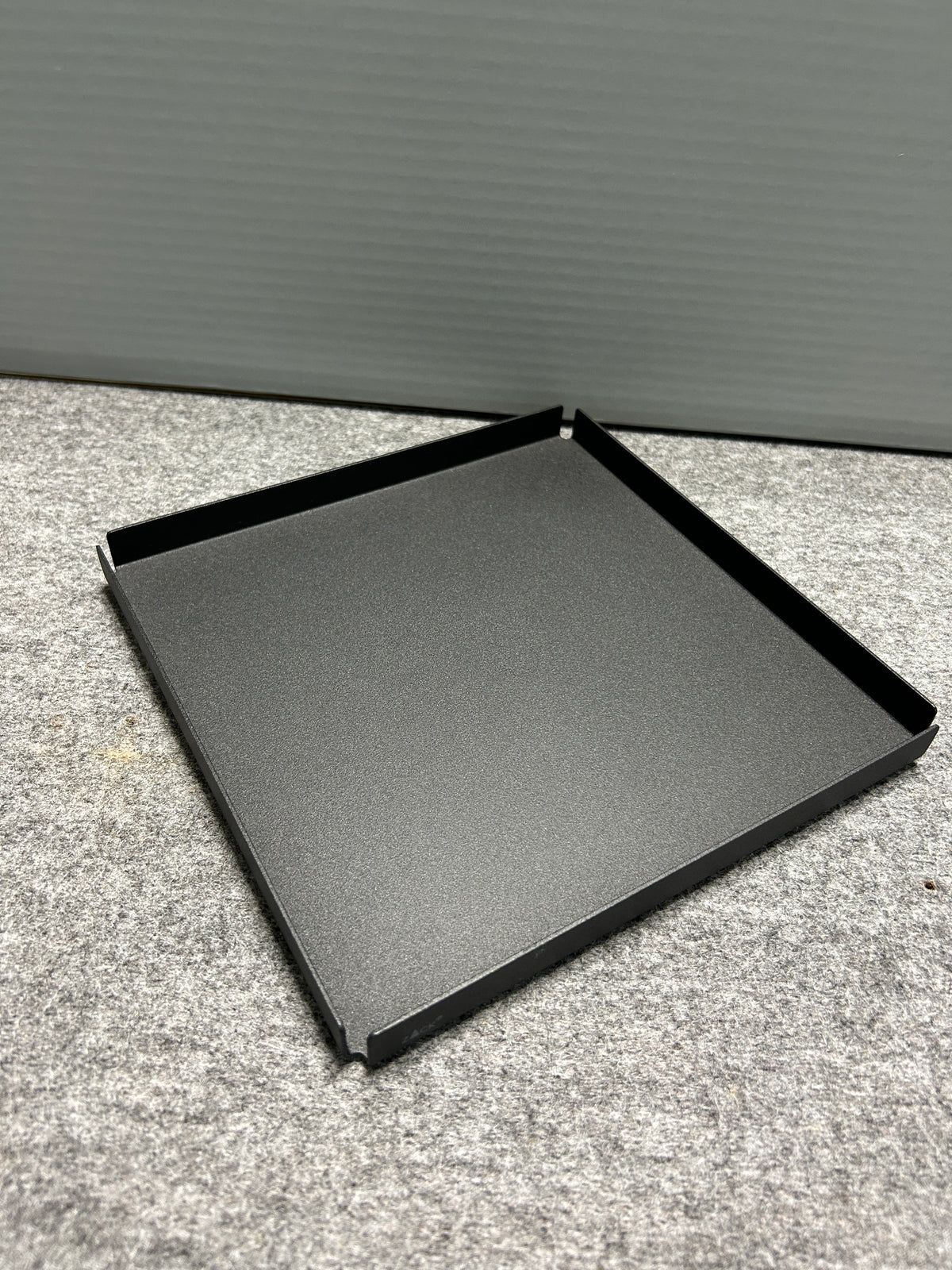 [SAMPLE] トレイL｜ZACK 40538 POTES MB 小物入れ コスメケース 洗面収納 幅20cm 高さ2cm 奥行き20cm 18/10ステンレス製 マットブラック [在庫有り]