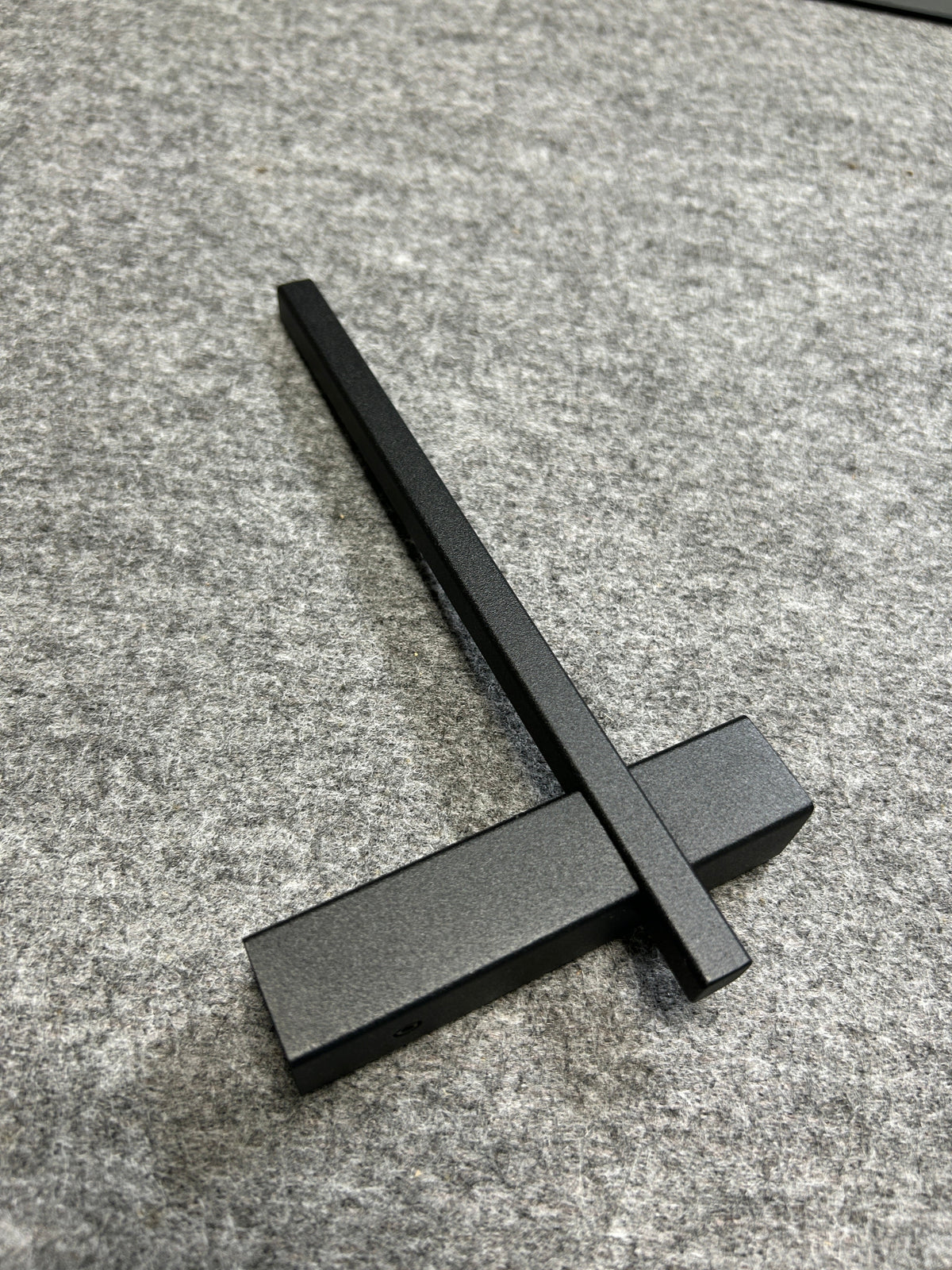 ZACK 40501Y スペアトイレットペーパーホルダー：壁取付台座と支柱のつながる部分の形状